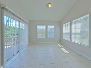 1 Ridgeleigh Way in Simpsonville, SC - Building Photo - Building Photo