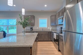 1775 Staniel Dr in Blacksburg, VA - Building Photo - Building Photo