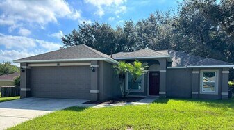 912 Park Valley Cir in Minneola, FL - Building Photo