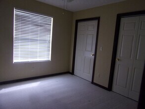 608 46th St in Vienna, WV - Building Photo - Building Photo