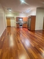 10 Ocean Ave, Unit Loft Penthouse in Revere, MA - Building Photo - Building Photo