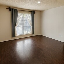 25303 Avery Hill Ln in Spring, TX - Building Photo - Building Photo