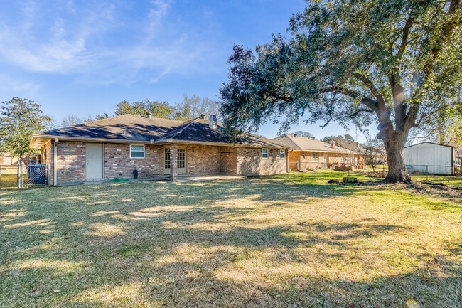 314 San Carlos Cir in Lafayette, LA - Building Photo - Building Photo