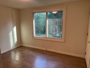 2637 Woodlawn Dr in Monroeville, PA - Building Photo - Building Photo