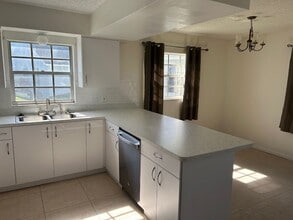 6642 Timbercove Ln in New Port Richey, FL - Building Photo - Building Photo