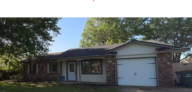 property at 619 E Brook St