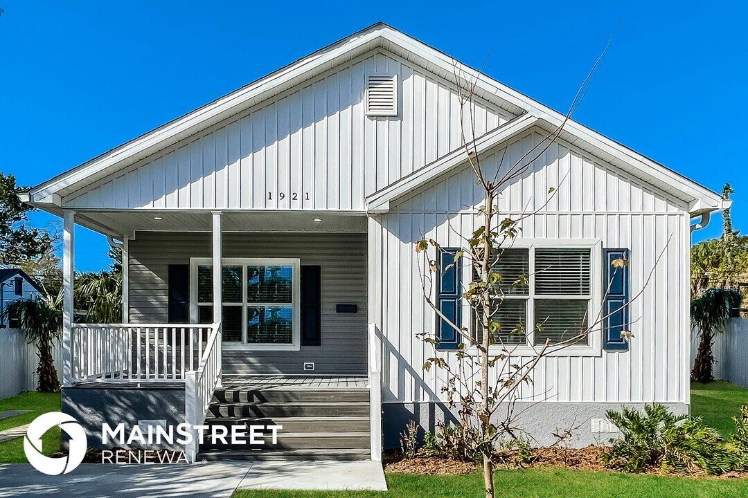 1921 20th St S in St. Petersburg, FL - Building Photo