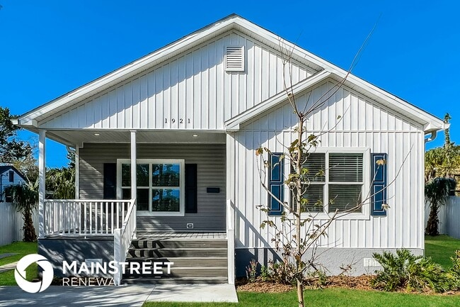 property at 1921 20th St S