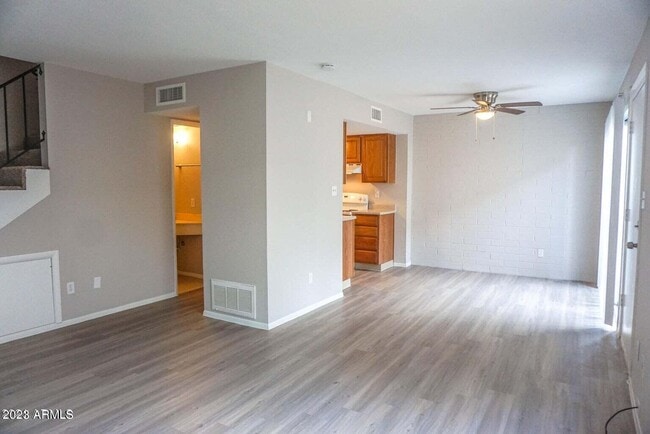 property at 1087 N 84th Pl