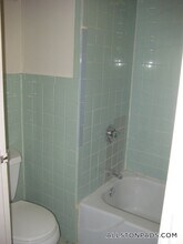 1110 Commonwealth Ave in Boston, MA - Building Photo - Building Photo