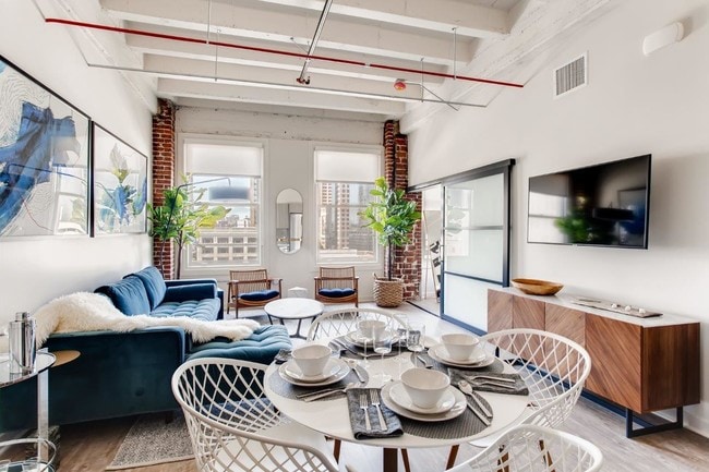 625 Broadway in San Diego, CA - Building Photo - Building Photo
