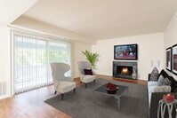 Building Photo - The Meadows Apartamentos in Syracuse, New York