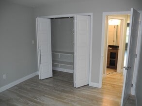 700 E Walnut St in Carbondale, IL - Building Photo - Building Photo