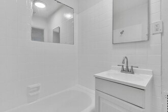 7901 Hillside Dr in La Mesa, CA - Building Photo - Building Photo