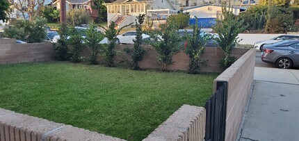 721 W 39th St, Unit Front in San Pedro, CA - Building Photo - Building Photo