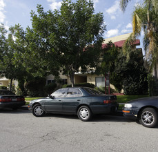 6655 Wilkinson Ave in North Hollywood, CA - Foto de edificio - Building Photo