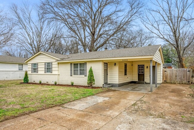 5450 Loch Lomond Rd in Memphis, TN - Building Photo - Building Photo