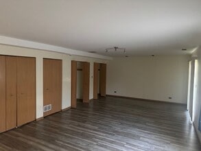 2520 Cedar Glen Dr N in Lynwood, IL - Building Photo - Building Photo