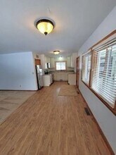 724 Wisconsin St in Hudson, WI - Foto de edificio - Building Photo