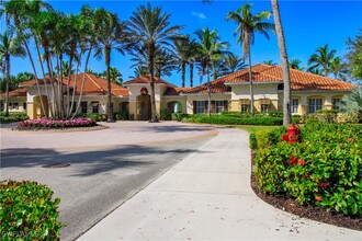 1912 Tarpon Bay Dr N in Naples, FL - Building Photo - Building Photo