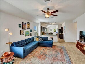 10228 Crescendo Ln in Austin, TX - Building Photo - Building Photo