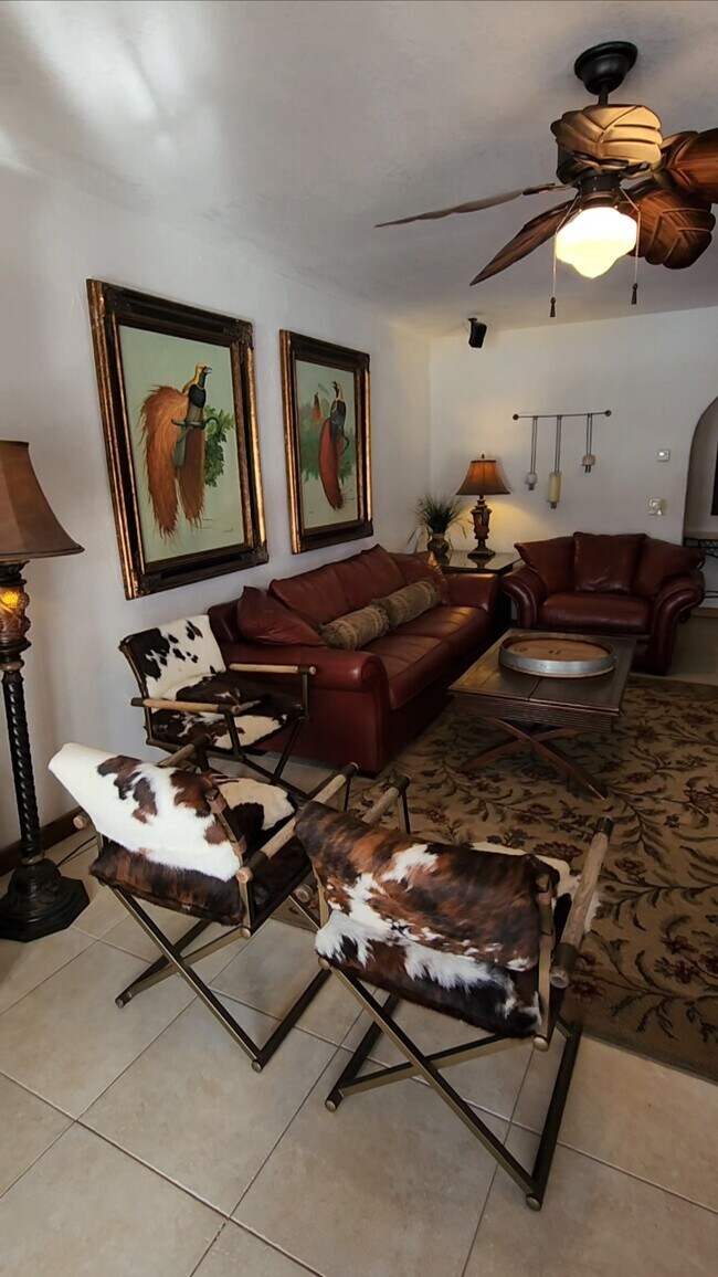 29095 County Road 14A in Steamboat Springs, CO - Foto de edificio - Building Photo