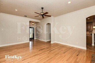 338 Grace Cir in Hurst, TX - Building Photo - Building Photo