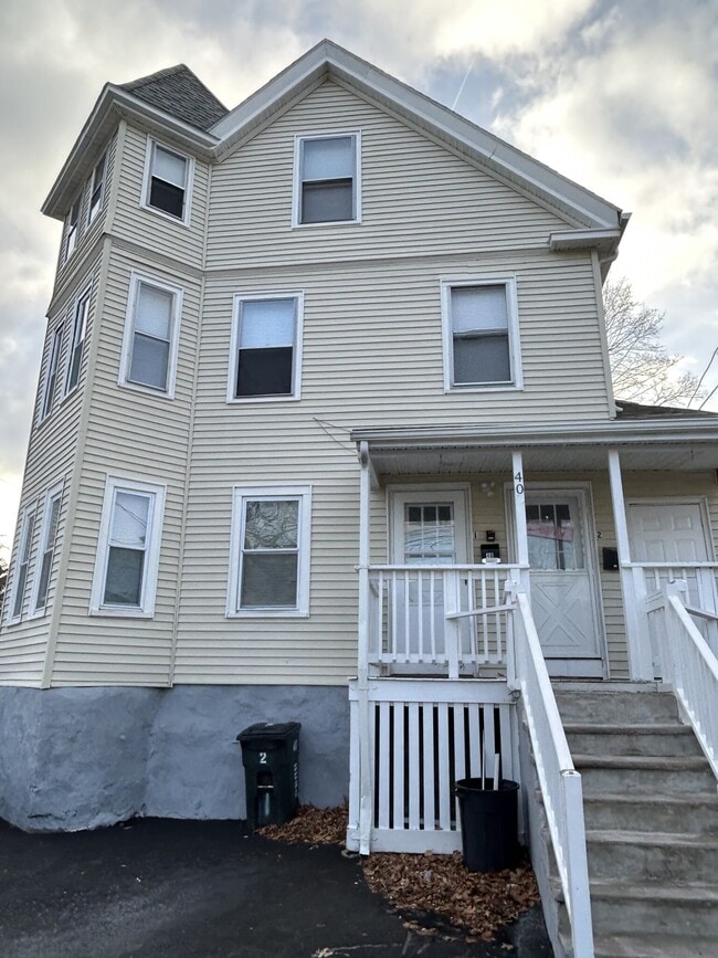 40 Hurd St, Unit #2
