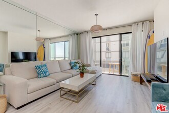 1 Northstar St in Marina Del Rey, CA - Building Photo - Building Photo