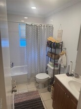 845 Prescott Pl in West Babylon, NY - Building Photo - Building Photo