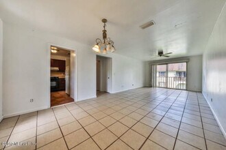 1713 El Camino Rd in Jacksonville, FL - Building Photo - Building Photo