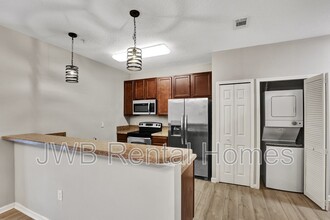6935 Ortega Woods Dr in Jacksonville, FL - Building Photo - Building Photo