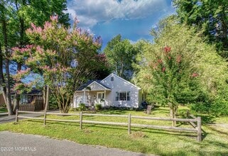 61 Adamston Dr in Brick, NJ - Building Photo - Building Photo