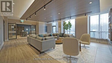 286 Main St in Toronto, ON - Building Photo - Building Photo