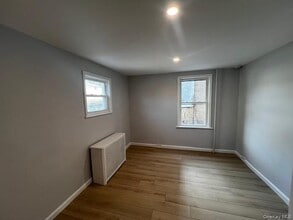 405 N High St in Mount Vernon, NY - Building Photo - Building Photo