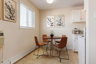 Park Tremaine in Swift Current, SK - Building Photo