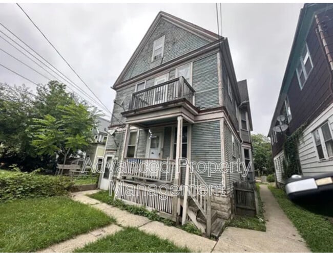 property at 3225 W McKinley Blvd