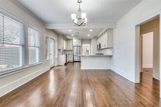 5619 Mercedes Ave in Dallas, TX - Building Photo - Building Photo