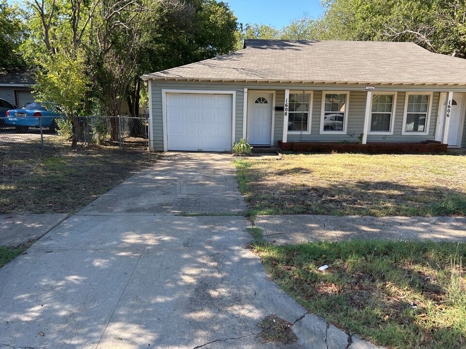 1606 Duncan Ave in Killeen, TX - Building Photo