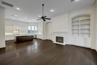 7505 Awty School Ln in Houston, TX - Building Photo - Building Photo