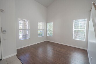 19730 Byrne Pl in Santa Clarita, CA - Building Photo - Building Photo