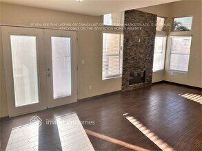 2153 Running River Rd in Henderson, NV - Foto de edificio - Building Photo