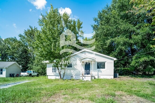 property at 2401 Phillips Ave