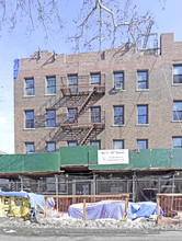 40-11 79th Street in Flushing, NY - Building Photo - Building Photo