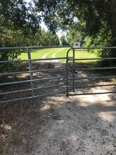 5553 Hartsfield Rd in Marianna, FL - Building Photo - Building Photo