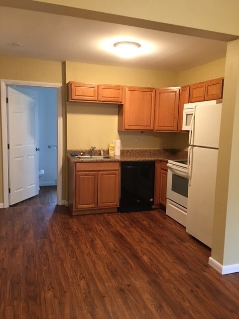 property at 10 Macomb St