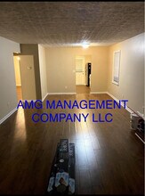 207 Glendale Ct in Stockbridge, GA - Building Photo - Building Photo