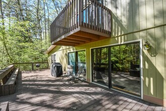 206 Running Deer Rd in Cleveland, GA - Building Photo - Building Photo