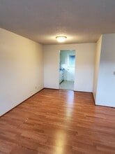 446-448 S 51st Pl in Springfield, OR - Building Photo - Building Photo