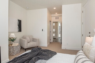 478 E Violets Cv Ln in Garden City, ID - Building Photo - Building Photo